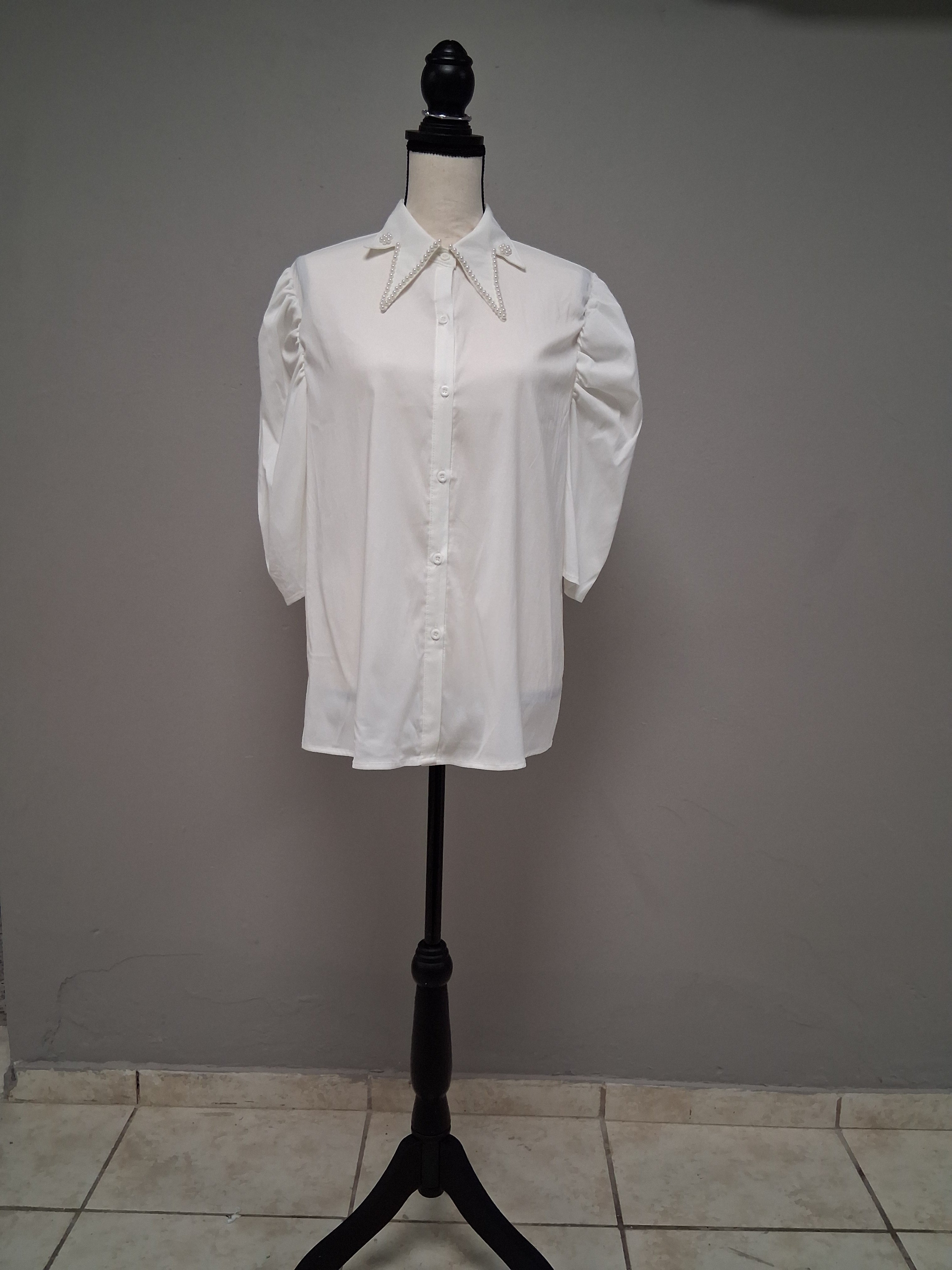 Camisa con botones manga 3/4