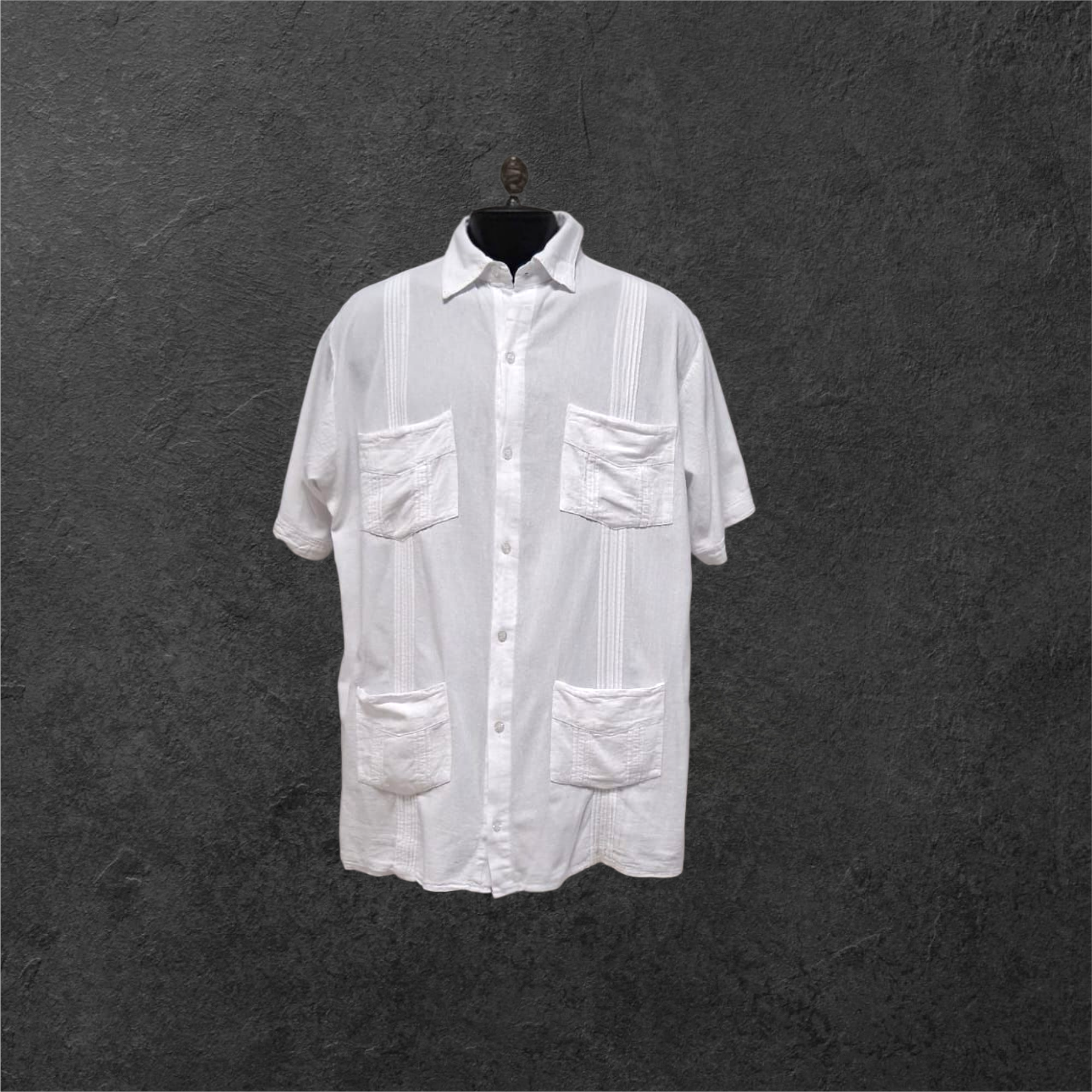 Guayabera manga corta algodón.