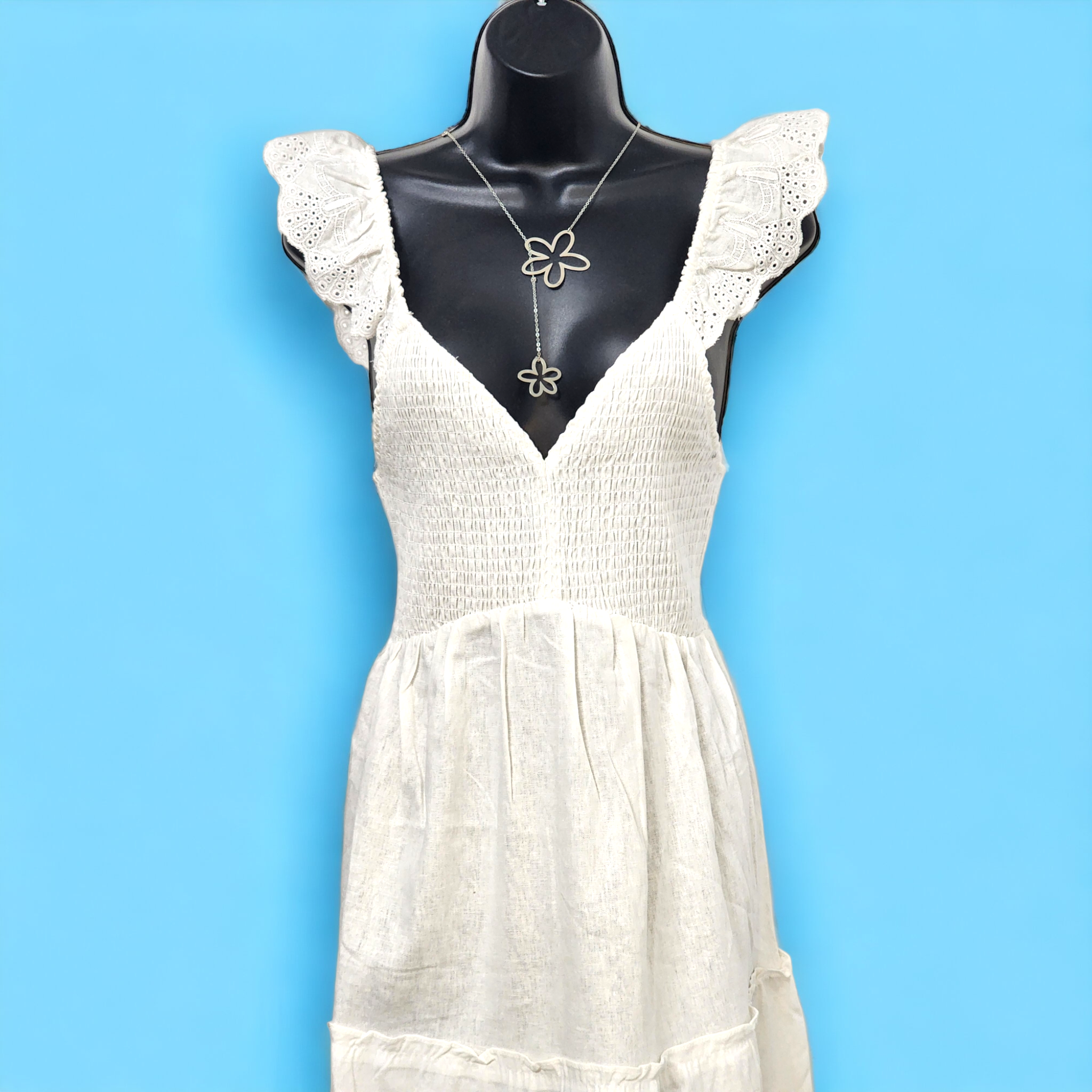 Traje corto con Manguillo en volante