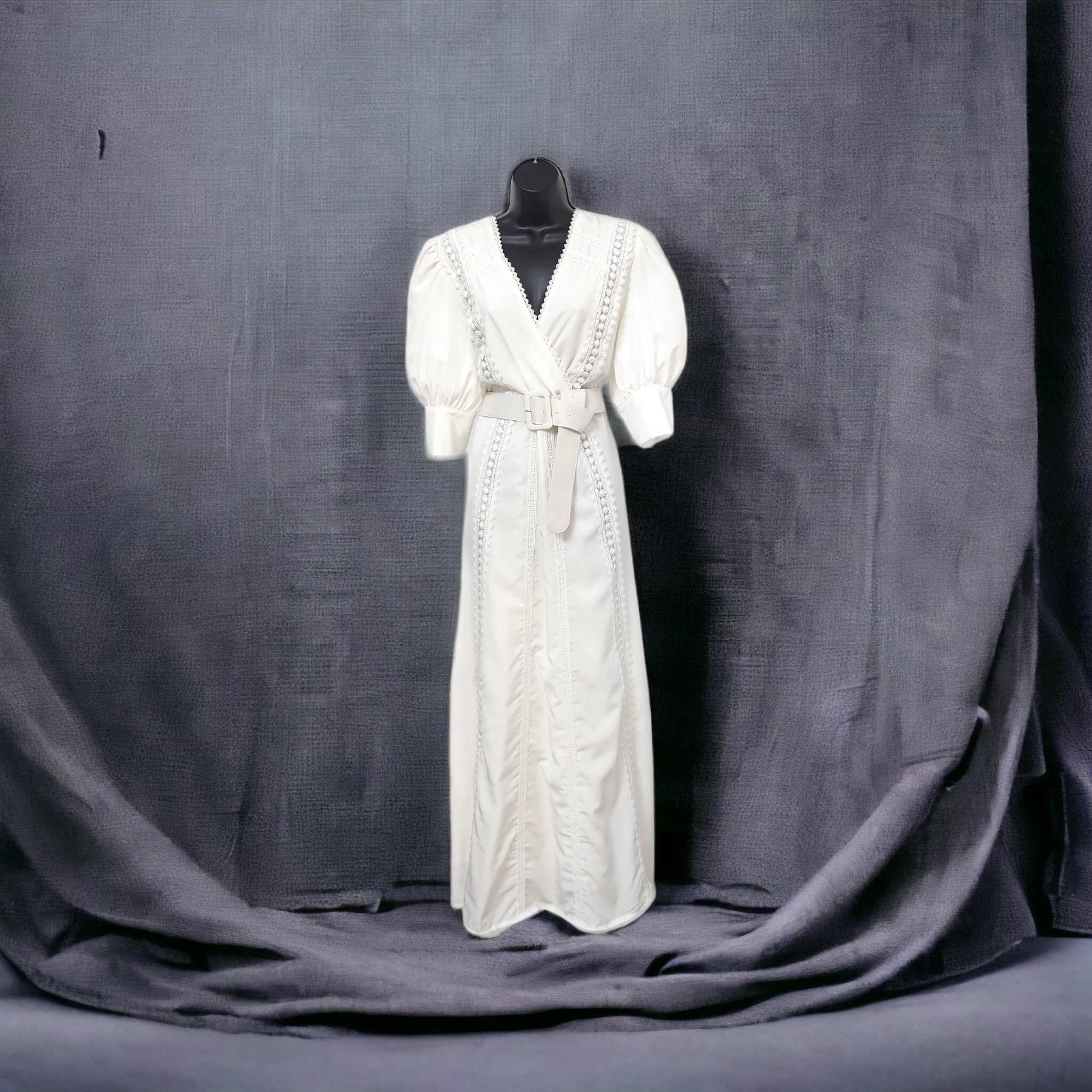 Traje largo con Correa